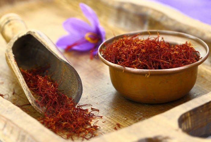 Saffron how to get rid of stretch marks