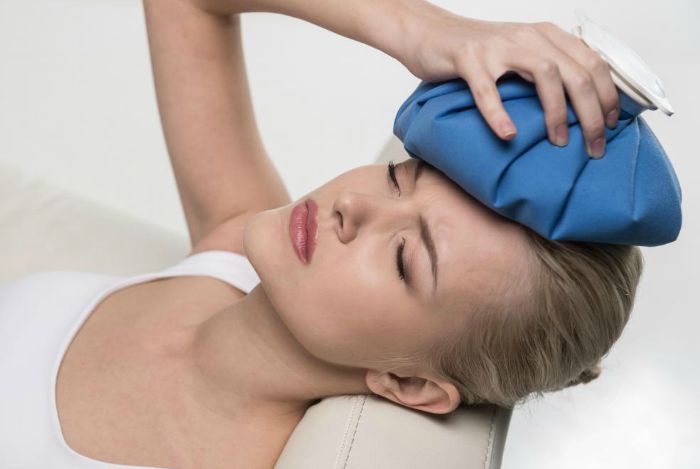 home remedies for headaches - ice pack